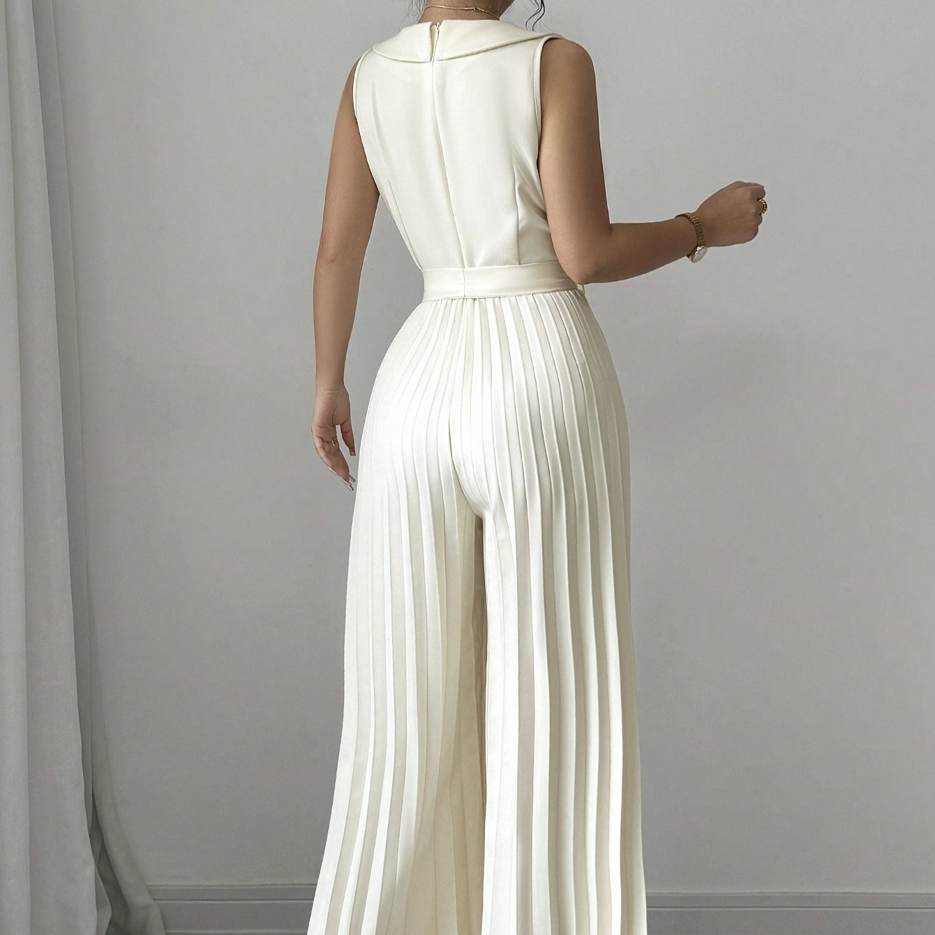 Ladies' V-neck Double Breasted Pleated Wide Leg Belt, Waist Belt, Height Enhancing Vest, Jumpsuit
